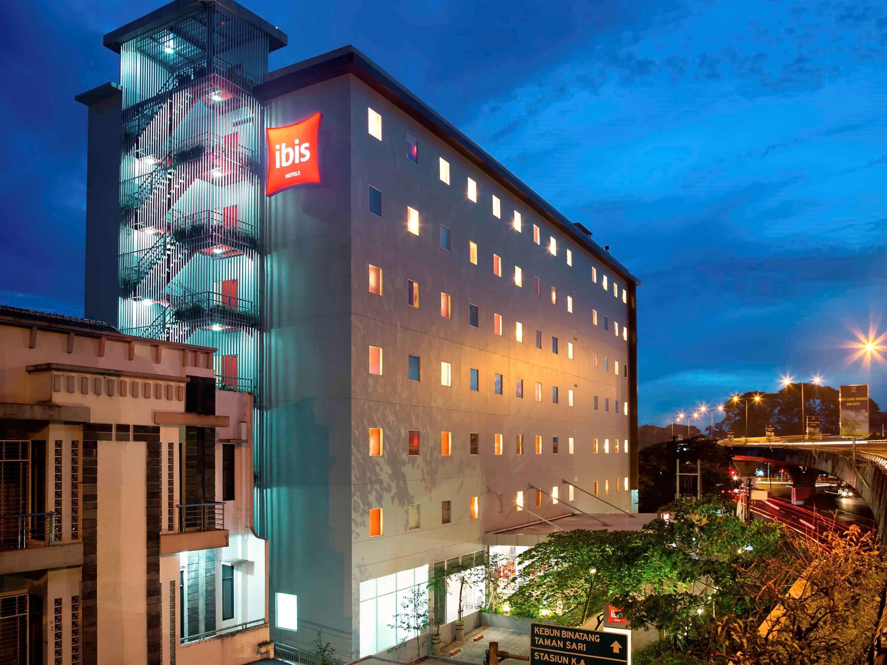 Ibis Bandung Pasteur Hotell Eksteriør bilde